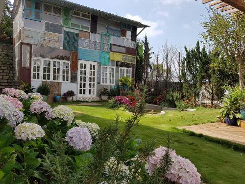 Biệt thự Tía Dú Homestay Đà Lạt (Tia Du Villa)